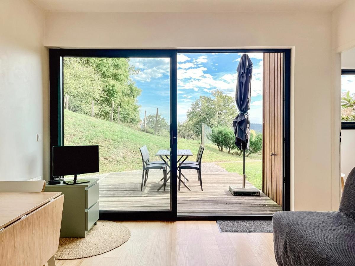 Apartment Calme, Et Montagne